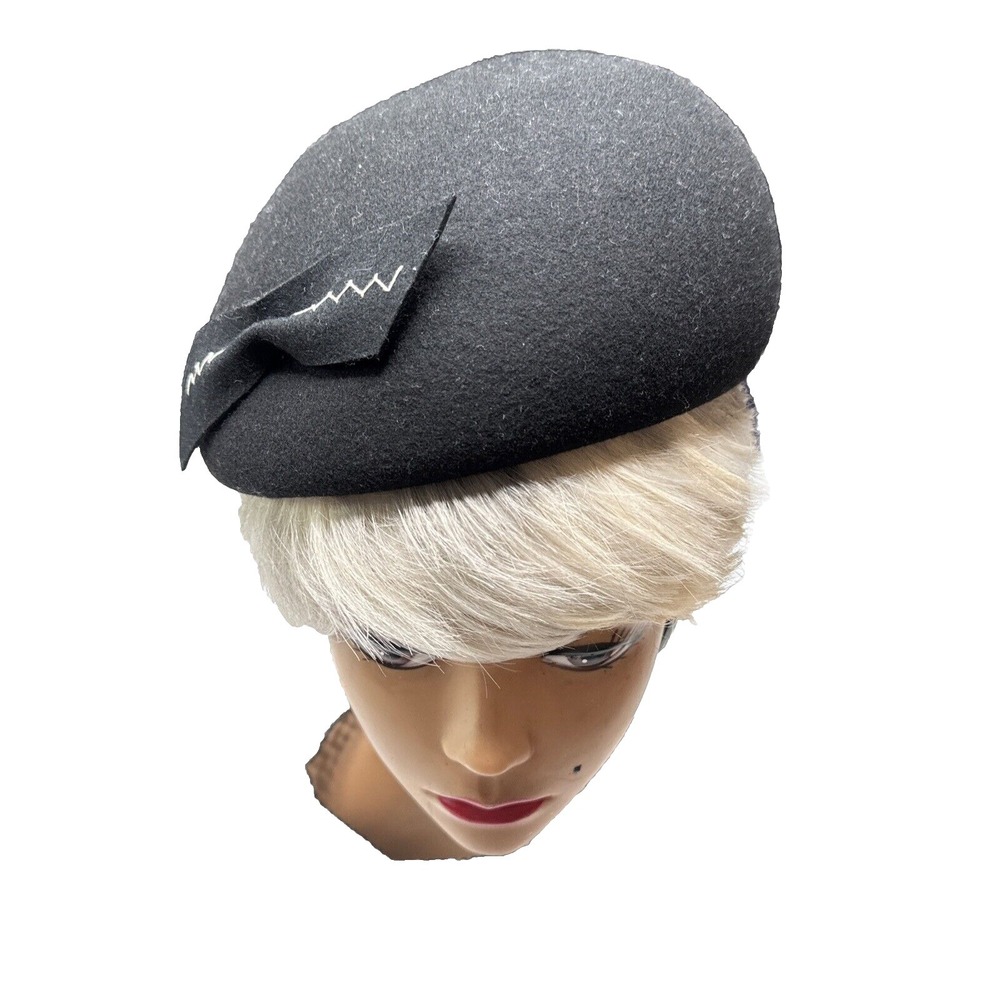Bloomingdales Aqua Women Wool Beret Hat One Size Black - NWT